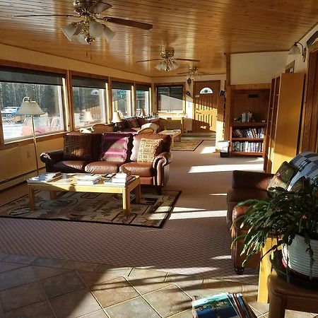 Denali Touch Of Wilderness B&B Хийли Екстериор снимка